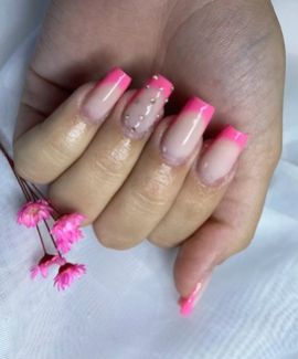 Maria Clara - Nail Designer  Campo Belo MG